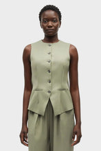 Load image into Gallery viewer, Saruma Vest 14635 - Vetiver
