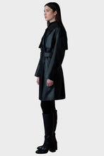 Load image into Gallery viewer, Medora Coat - Black A
