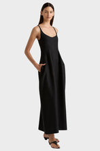 Load image into Gallery viewer, Sanne Midi Dress - Black
